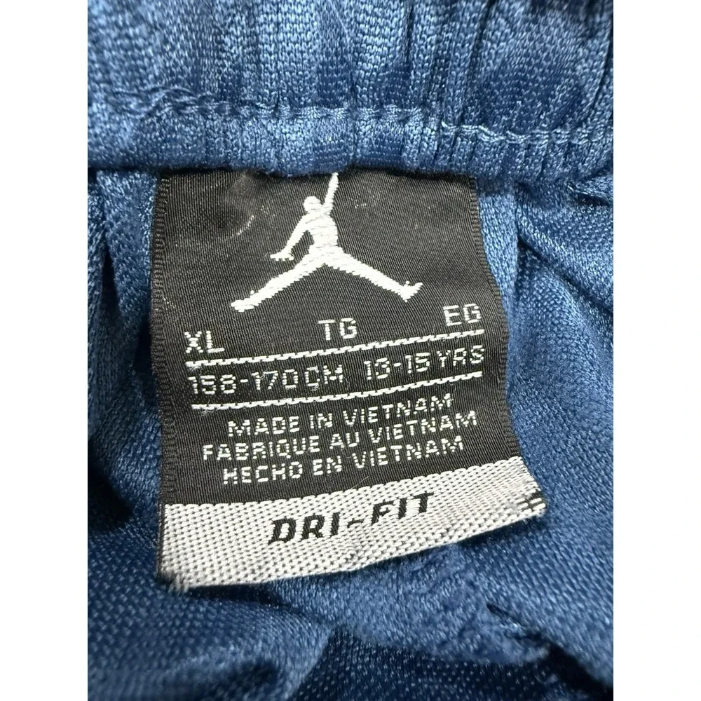Nike Air Jordan Youth‎ Dri-Fit Shorts Boys XL (13-15yrs)